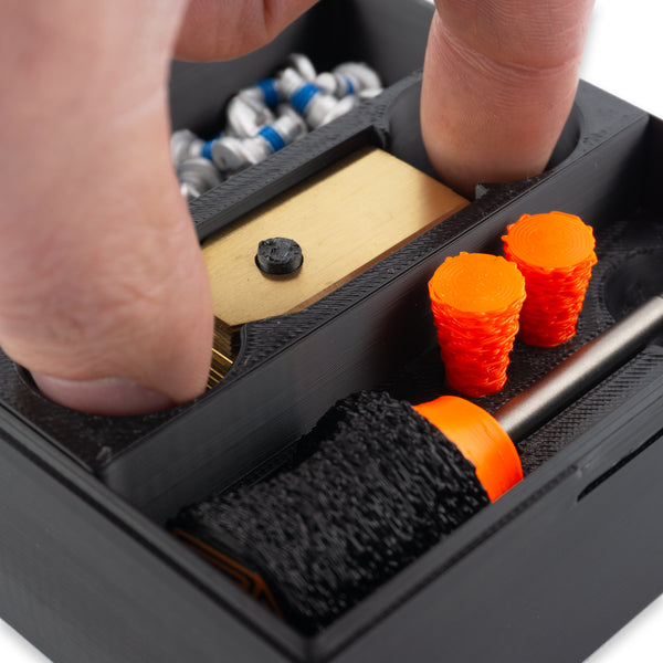 MowerKit CLASSIC 40x lames de couteau + 40x vis + accessoires + boîte à outils Kit complet système de lames de couteau