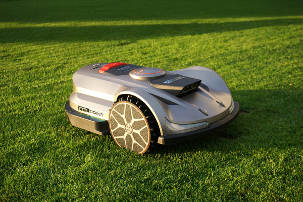 Sunseeker X7 Mähroboter Performance Komplettpaket EVOlution MK4 silber